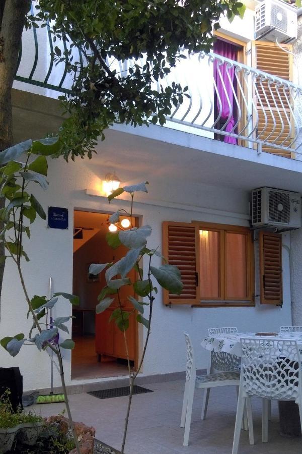 Apartments With A Parking Space Bol, Brac - 4658 Buitenkant foto